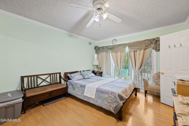 9224,9226 Gothic Avenue, North Hills, CA 91343