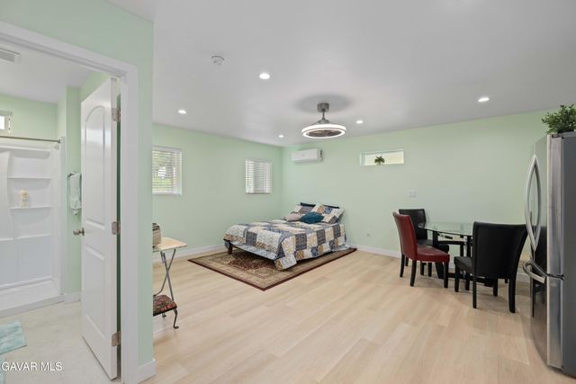 9224,9226 Gothic Avenue, North Hills, CA 91343