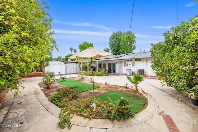 9224,9226 Gothic Avenue, North Hills, CA 91343