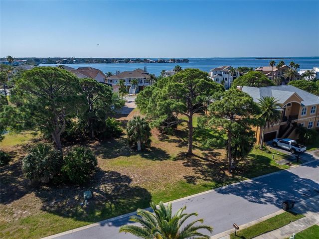 HARBOUR WATCH CIRCLE, Tarpon Springs, FL 34689
