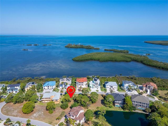 HARBOUR WATCH CIRCLE, Tarpon Springs, FL 34689