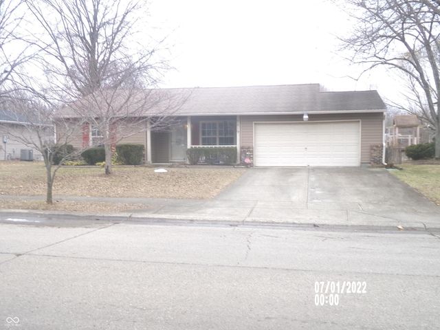7819 Inverness Drive, Indianapolis, IN 46237