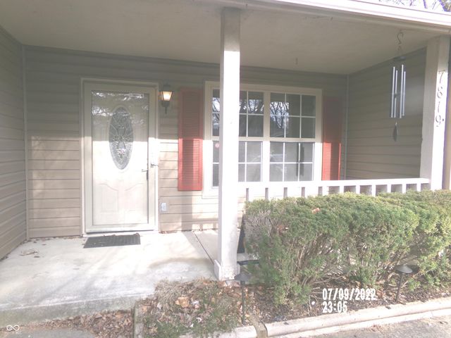7819 Inverness Drive, Indianapolis, IN 46237