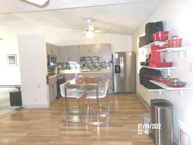 7819 Inverness Drive, Indianapolis, IN 46237