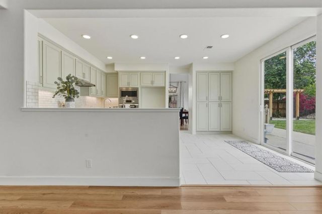 2031 Serene Drive, Hollister, CA 95023