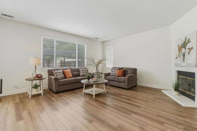 2031 Serene Drive, Hollister, CA 95023