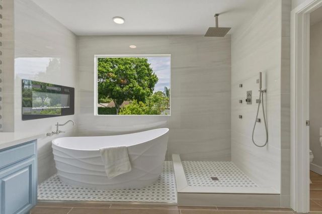 2031 Serene Drive, Hollister, CA 95023