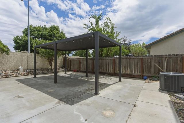 2031 Serene Drive, Hollister, CA 95023
