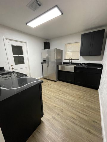 1119 Tobola, Rosenberg, TX 77471