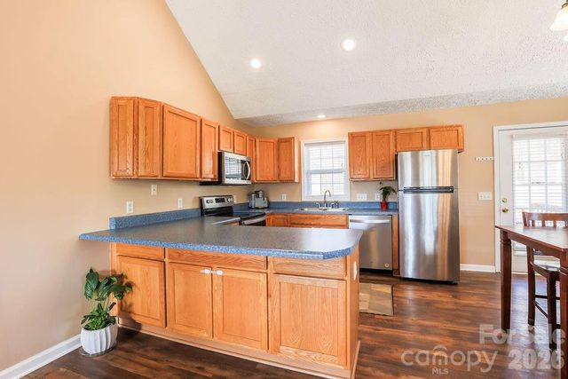 2151 Dean Lane, Lincolnton, NC 28092