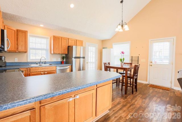 2151 Dean Lane, Lincolnton, NC 28092