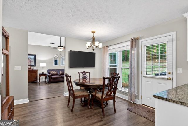 85 Elmwood Drive, Sharpsburg, GA 30277