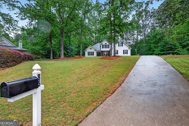 85 Elmwood Drive, Sharpsburg, GA 30277