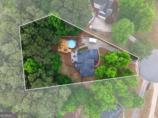 85 Elmwood Drive, Sharpsburg, GA 30277