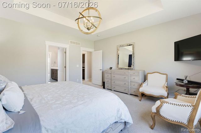50226 Kapalua Drive, Macomb, MI 48042