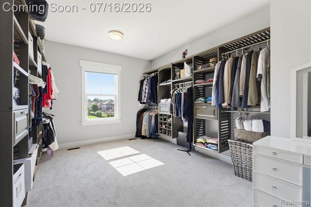 50226 Kapalua Drive, Macomb, MI 48042