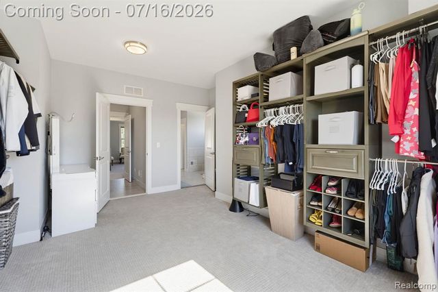 50226 Kapalua Drive, Macomb, MI 48042