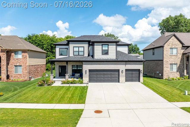 50226 Kapalua Drive, Macomb, MI 48042