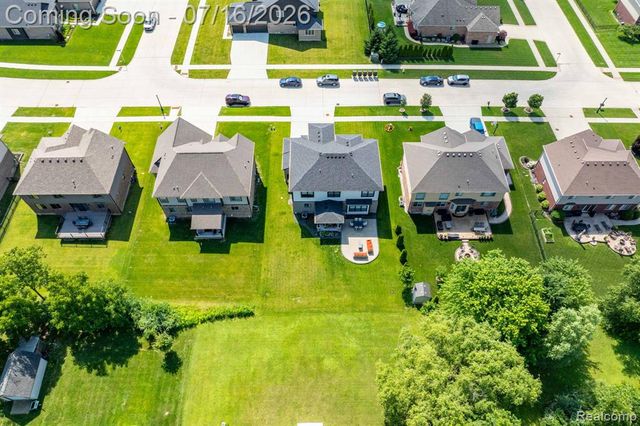50226 Kapalua Drive, Macomb, MI 48042