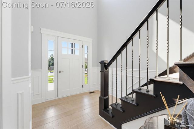 50226 Kapalua Drive, Macomb, MI 48042