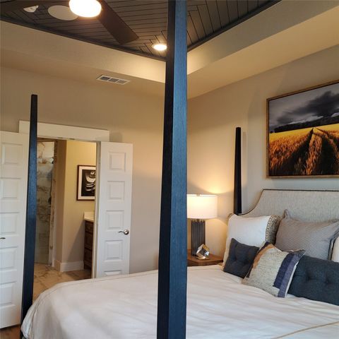 5964 Carmona Trail, Fort Worth, TX 76123