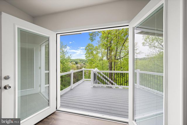 890 SUMNER CT, Westminster, MD 21158