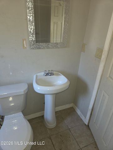 870 Crawford Street, Jackson, MS 39203