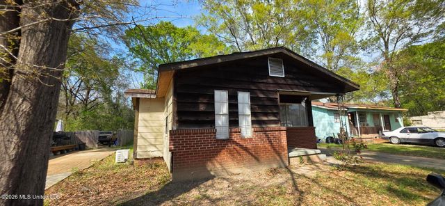870 Crawford Street, Jackson, MS 39203