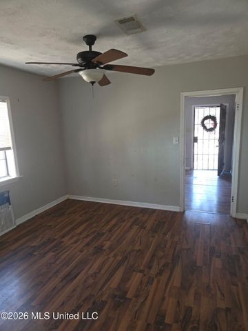 870 Crawford Street, Jackson, MS 39203