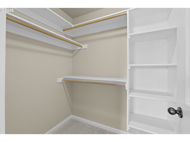 59539 WHITEOAK Dr, St Helens, OR 97051