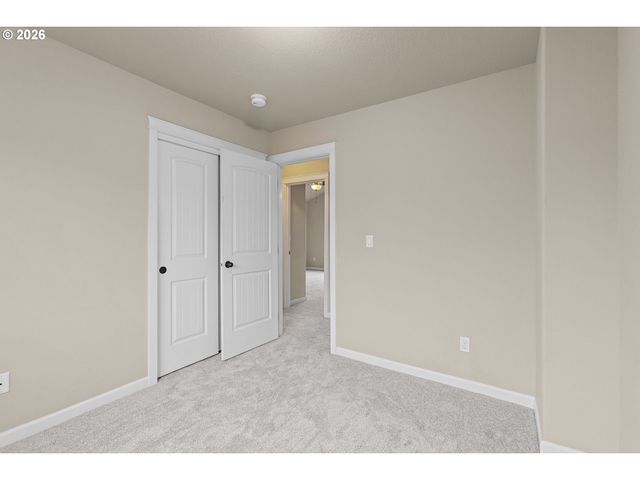 59539 WHITEOAK Dr, St Helens, OR 97051