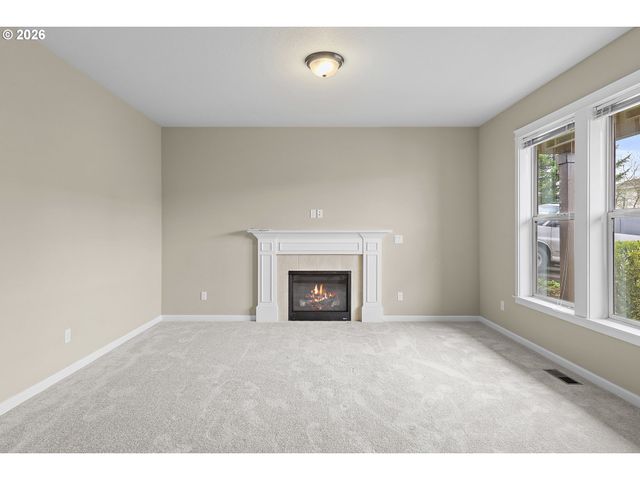 59539 WHITEOAK Dr, St Helens, OR 97051