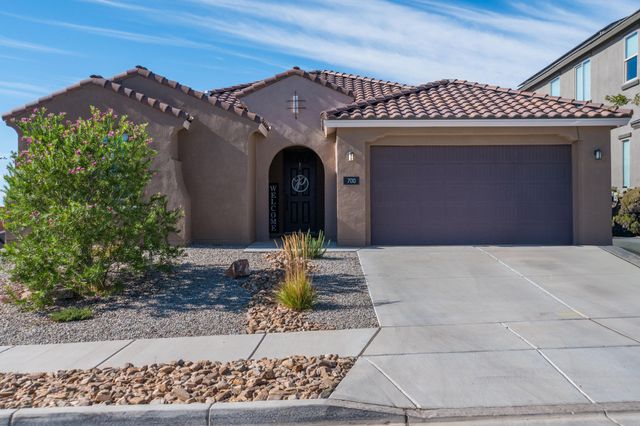 700 Cuarzo Road SE, Rio Rancho, NM 87124