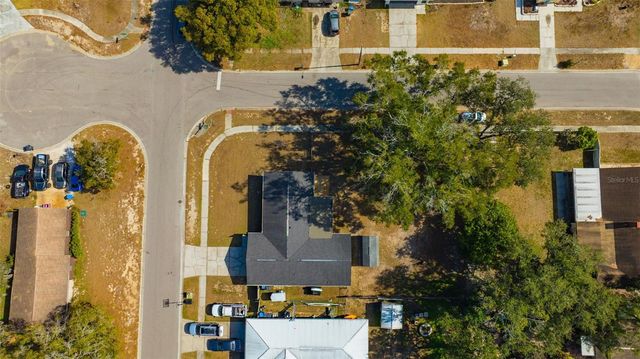 609 KING HENRY COURT, Seffner, FL 33584