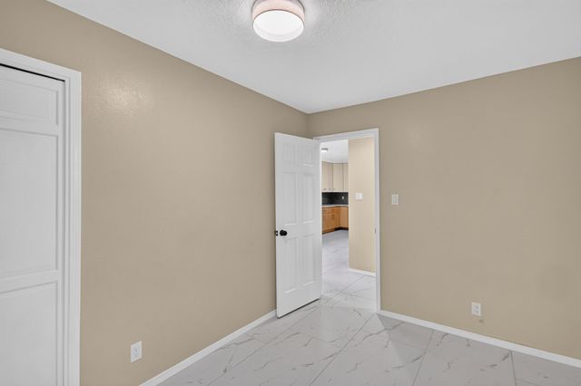 9635 Village Green Drive NE, Albuquerque, NM 87111