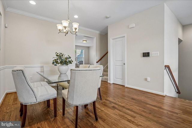 25073 PRAIRIE FIRE SQ, Aldie, VA 20105