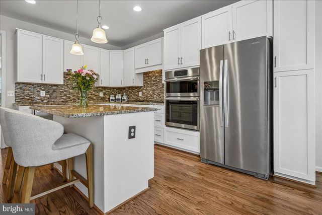 25073 PRAIRIE FIRE SQ, Aldie, VA 20105