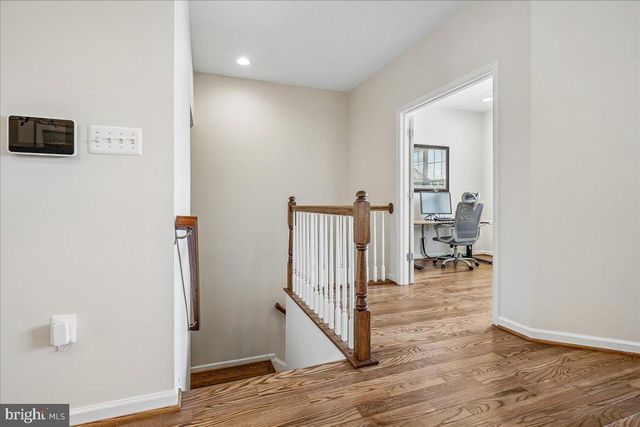 25073 PRAIRIE FIRE SQ, Aldie, VA 20105