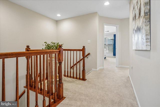25073 PRAIRIE FIRE SQ, Aldie, VA 20105