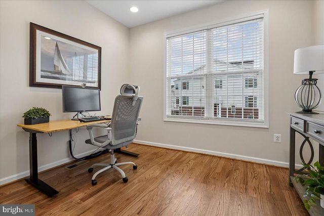 25073 PRAIRIE FIRE SQ, Aldie, VA 20105