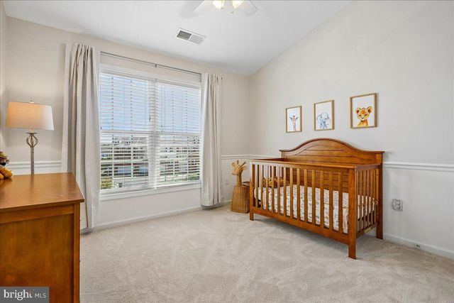 25073 PRAIRIE FIRE SQ, Aldie, VA 20105