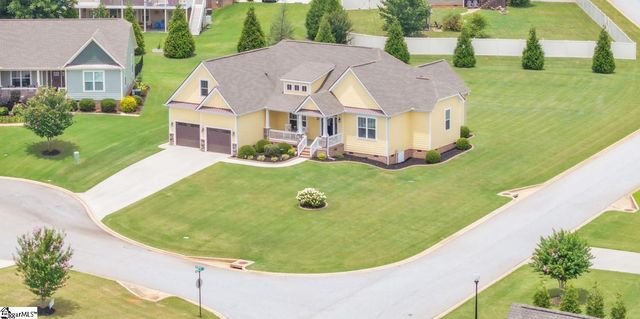 600 Snowshoe Court, Travelers Rest, SC 29690