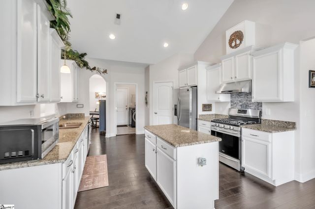 600 Snowshoe Court, Travelers Rest, SC 29690