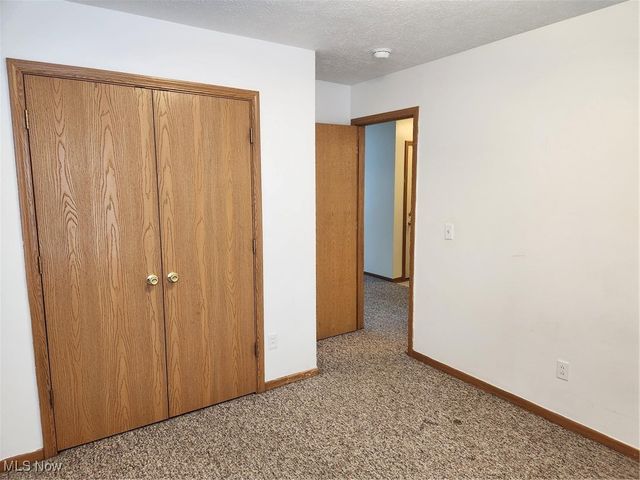 2951 Megan Circle, Youngstown, OH 44505