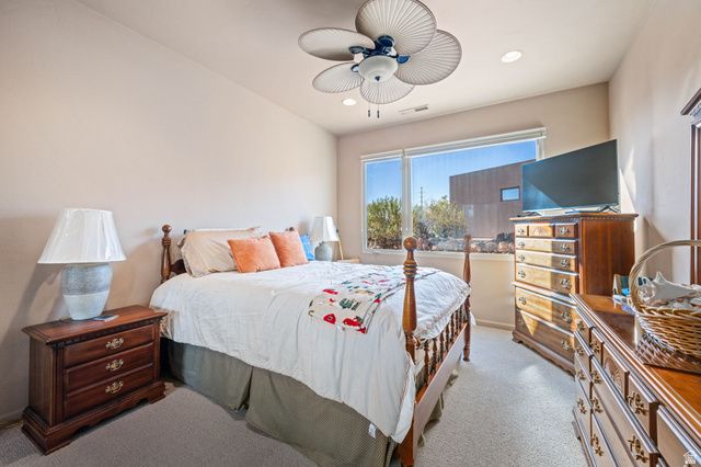 19 BOULDER CIR, Santa Clara, UT 84765