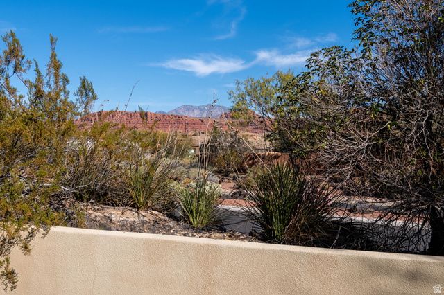 19 BOULDER CIR, Santa Clara, UT 84765