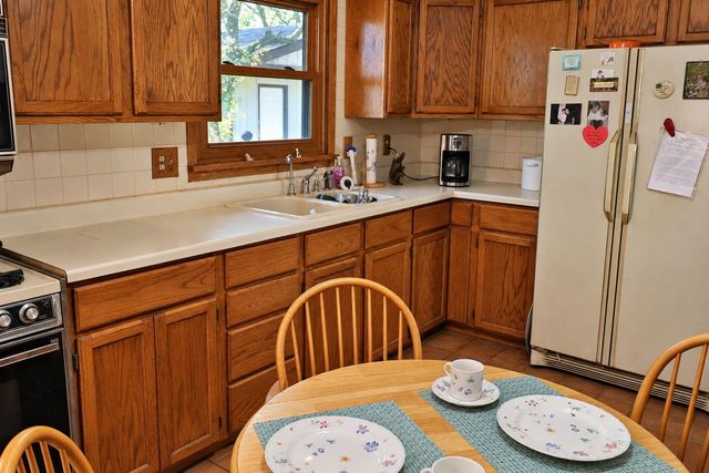 212 Pfaff Drive, Frankfort, IL 60423