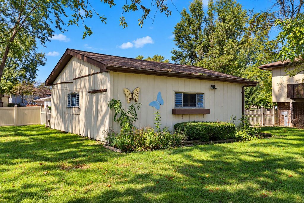 212 Pfaff Drive, Frankfort, IL 60423 — photo 5