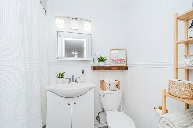 130 Beach 121st Street 1G, Rockaway Park, NY 11694