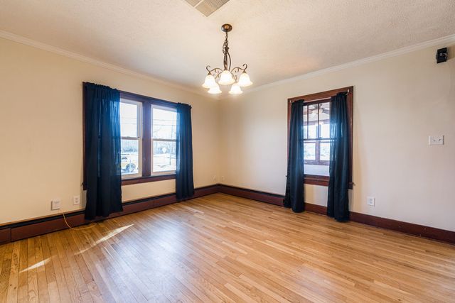 405 W High Street, Sycamore, IL 60178